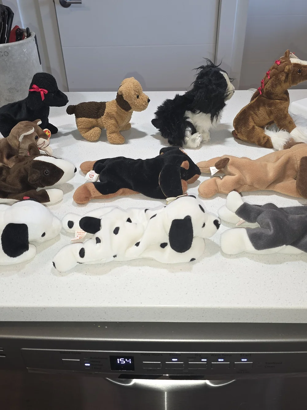 Plush toy collection, Ty Beanie Babies Dogs (set of 11)